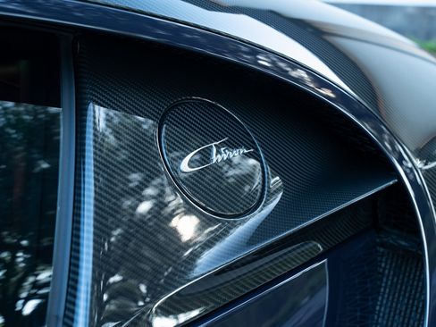Used 2020 Bugatti Chiron image 12