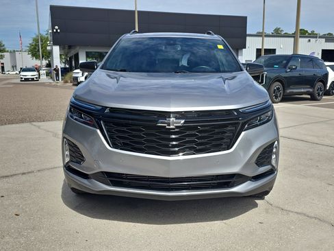 Used 2024 Chevrolet Equinox Premier FWD image 3