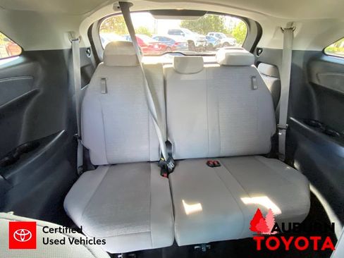 Certified 2025 Toyota Sienna LE FWD image 19