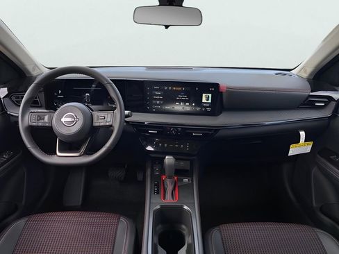 New 2026 Nissan Kicks SR w/ Cold Weather Package FWD image 15