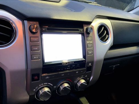 Used 2019 Toyota Tundra SR5 w/ SR5 Upgrade Package RWD image 29