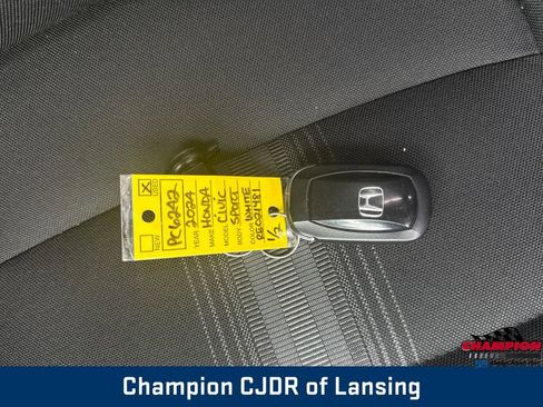 Used 2024 Honda Civic Sport image 28