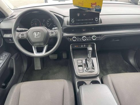 Certified 2024 Honda CR-V EX image 13