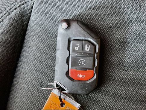 Used 2020 Jeep Wrangler Unlimited Sport S AWD/4WD image 10