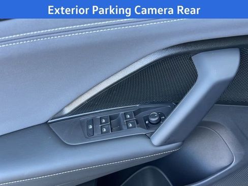 New 2026 Volkswagen Tiguan SE image 8