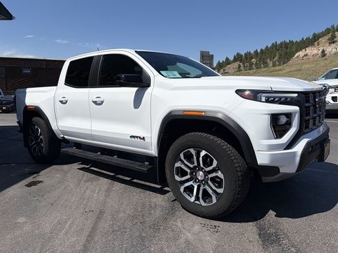 Used 2024 GMC Canyon AT4 w/ Canyon Safety Plus Package AWD/4WD image 6