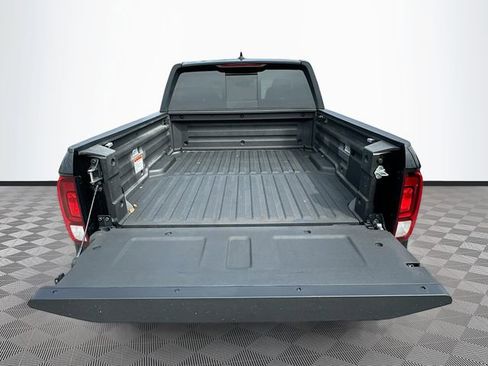 Used 2025 Honda Ridgeline TrailSport image 25