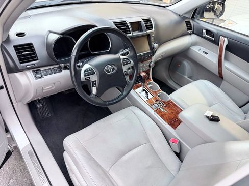Used 2011 Toyota Highlander Limited image 11