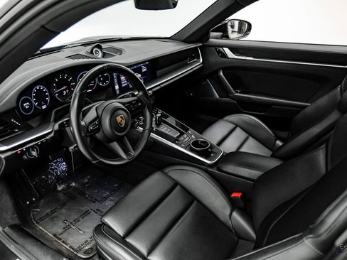 Used 2020 Porsche 911 Carrera 4S image 38