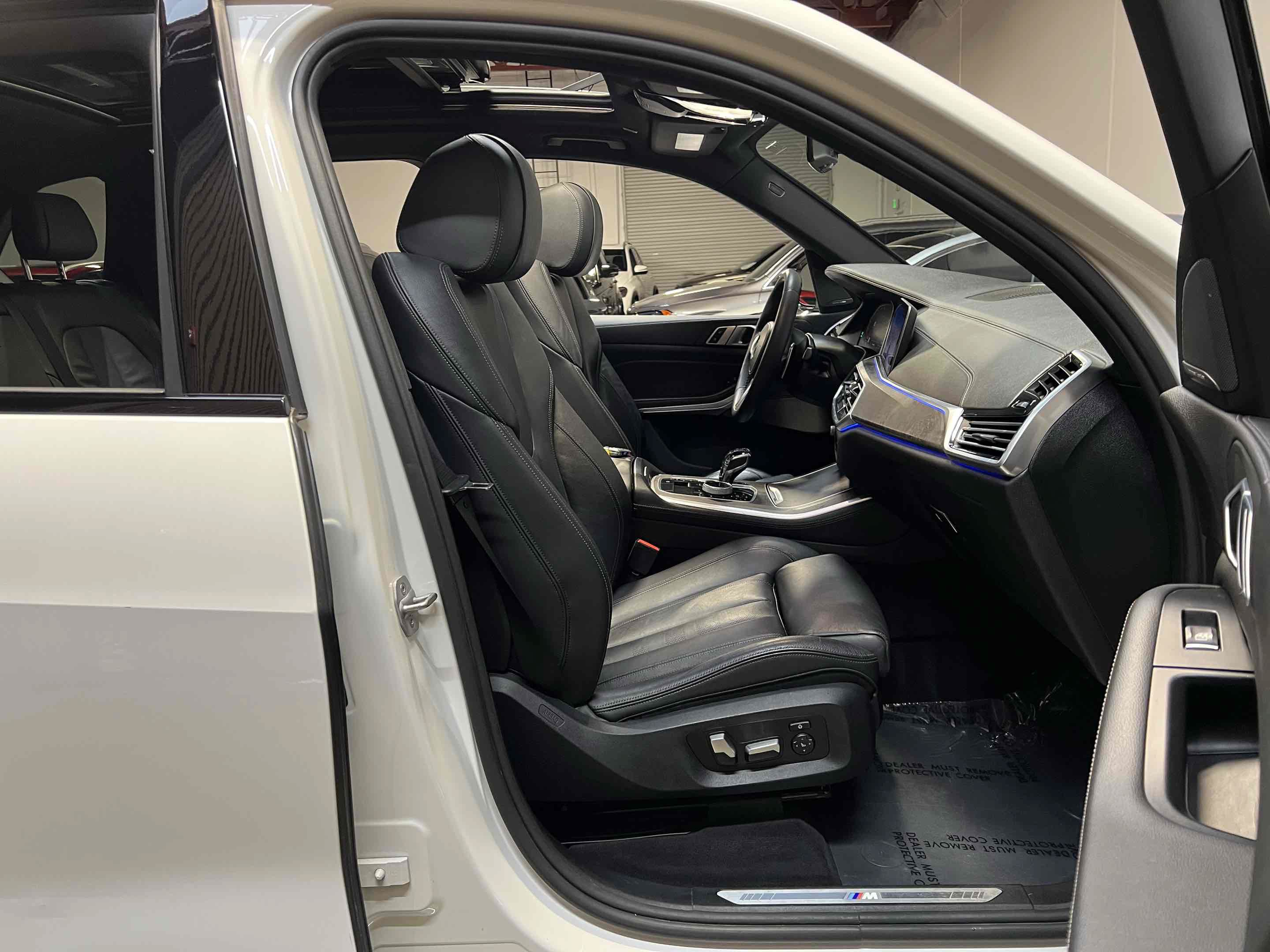 Used 2020 BMW X5 sDrive40i w/ M Sport Package RWD image 40