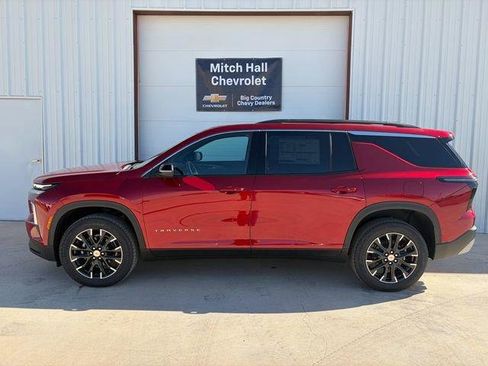 New 2026 Chevrolet Traverse LT w/ Sun and Wheel Package FWD image 6