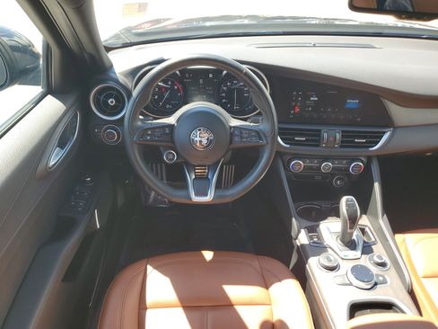 Used 2022 Alfa Romeo Giulia Ti w/ Active Assist Plus Package image 17
