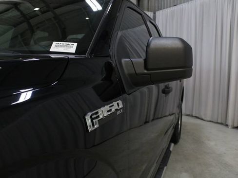 Used 2018 Ford F150 XLT AWD/4WD image 32