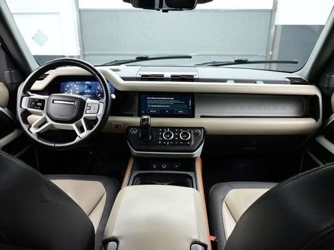 Used 2021 Land Rover Defender 110 X-Dynamic HSE AWD/4WD image 17