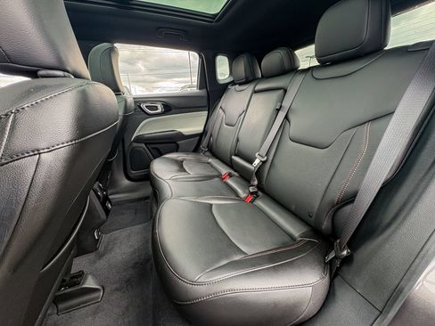 Used 2023 Jeep Compass Limited w/ Sun and Sound Group AWD/4WD image 26