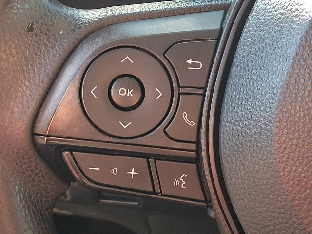 Used 2020 Toyota Corolla LE FWD image 21