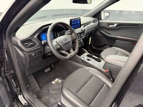 New 2026 Ford Escape ST-Line w/ Cold Weather Package image 39