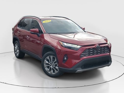 Used 2023 Toyota RAV4 Limited image 2
