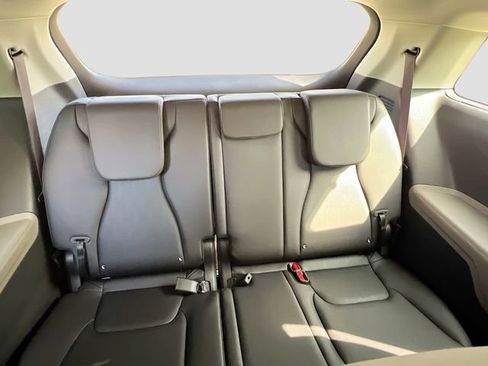 New 2026 Kia Carnival EX image 28