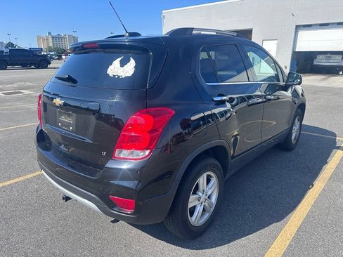 Used 2019 Chevrolet Trax LT w/ LT Convenience Package AWD/4WD image 4