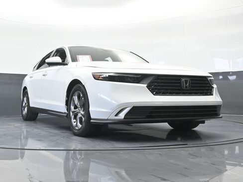 Used 2024 Honda Accord EX image 62