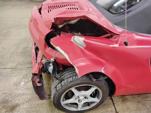 Used 2000 Toyota MR2 image 17