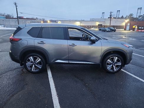 Used 2023 Nissan Rogue Platinum w/ Platinum Premium Package image 7