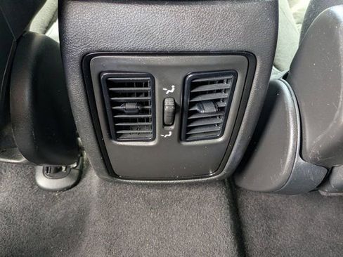Used 2023 Dodge Durango GT AWD/4WD image 17