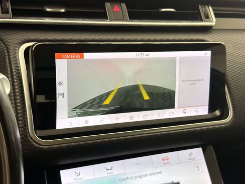 Used 2019 Land Rover Range Rover Velar R-Dynamic SE AWD/4WD image 19