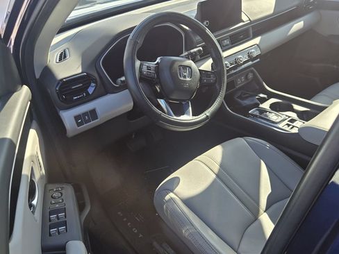 Used 2024 Honda Pilot EX-L image 9