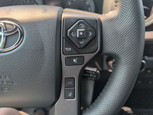 Used 2023 Toyota Tacoma TRD Off-Road w/ TRD Premium Off Road Package AWD/4WD image 20