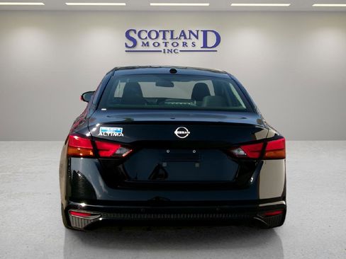 Used 2025 Nissan Altima 2.5 SV image 7