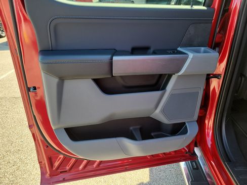 Used 2024 Ford F150 XLT AWD/4WD image 13
