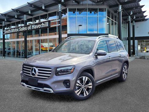 Used 2026 Mercedes-Benz GLB 250 4MATIC image 1