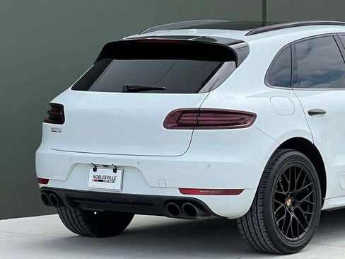 Used 2018 Porsche Macan GTS w/ Premium Package Plus AWD/4WD image 11