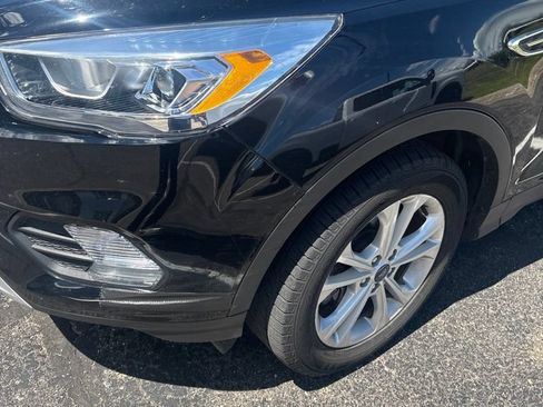 Used 2018 Ford Escape SEL AWD/4WD image 3