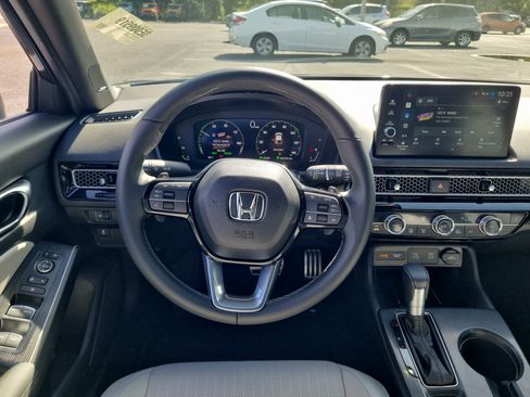 Used 2025 Honda Civic Sport Touring image 12