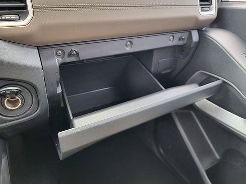 Certified 2022 Nissan Frontier SV RWD image 27