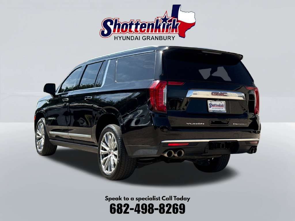 Used 2023 GMC Yukon XL Denali AWD/4WD image 8