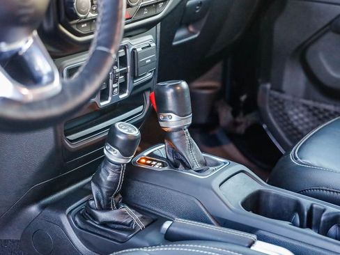 Certified 2023 Jeep Gladiator Overland w/ Popular Equipment Package image 21