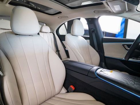 New 2026 Mercedes-Benz E 350 4MATIC Sedan image 14