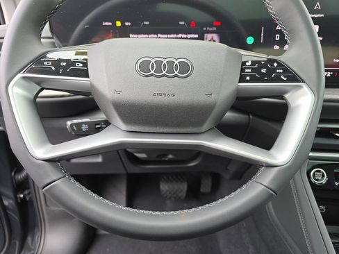 Certified 2025 Audi Q5 Premium Plus w/ Premium Plus AWD/4WD image 41