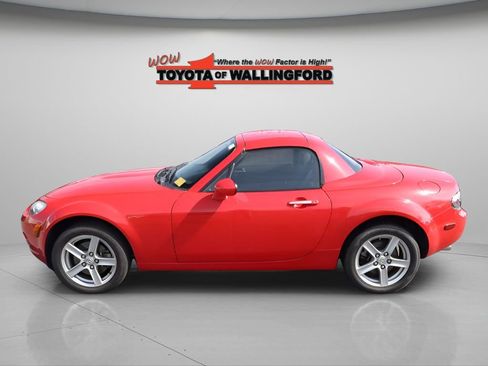 Used 2008 MAZDA MX-5 Miata Sport w/ Appearance Pkg image 2