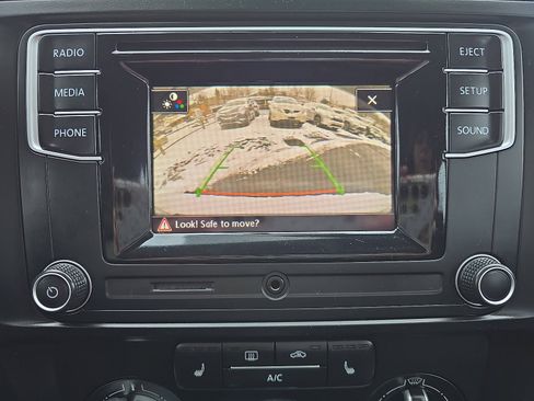 Used 2018 Volkswagen Jetta Wolfsburg Edition image 21