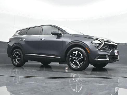 Used 2023 Kia Sportage LX image 23