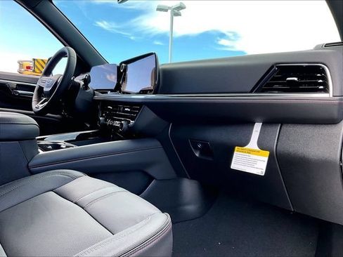 New 2026 Chevrolet Tahoe RST w/ Comfort Package AWD/4WD image 9
