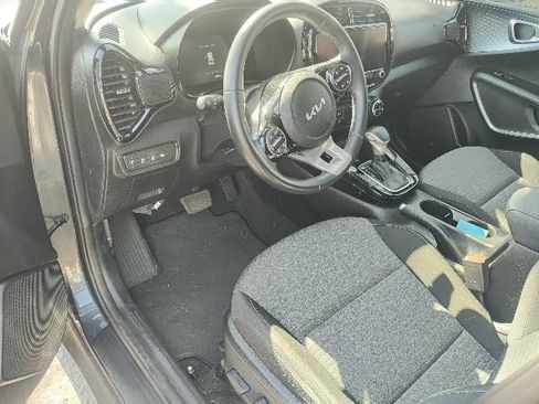 Certified 2023 Kia Soul EX FWD image 10
