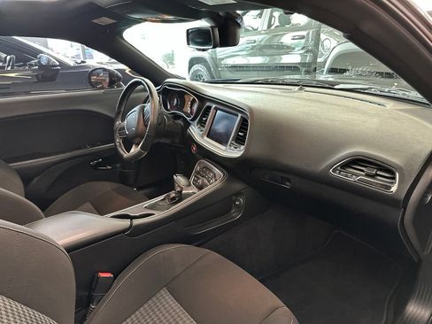 Used 2022 Dodge Challenger SRT Hellcat RWD image 13