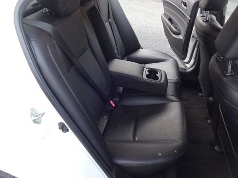 Used 2018 Acura ILX w/Tech 4dr Sedan w/Technology image 11