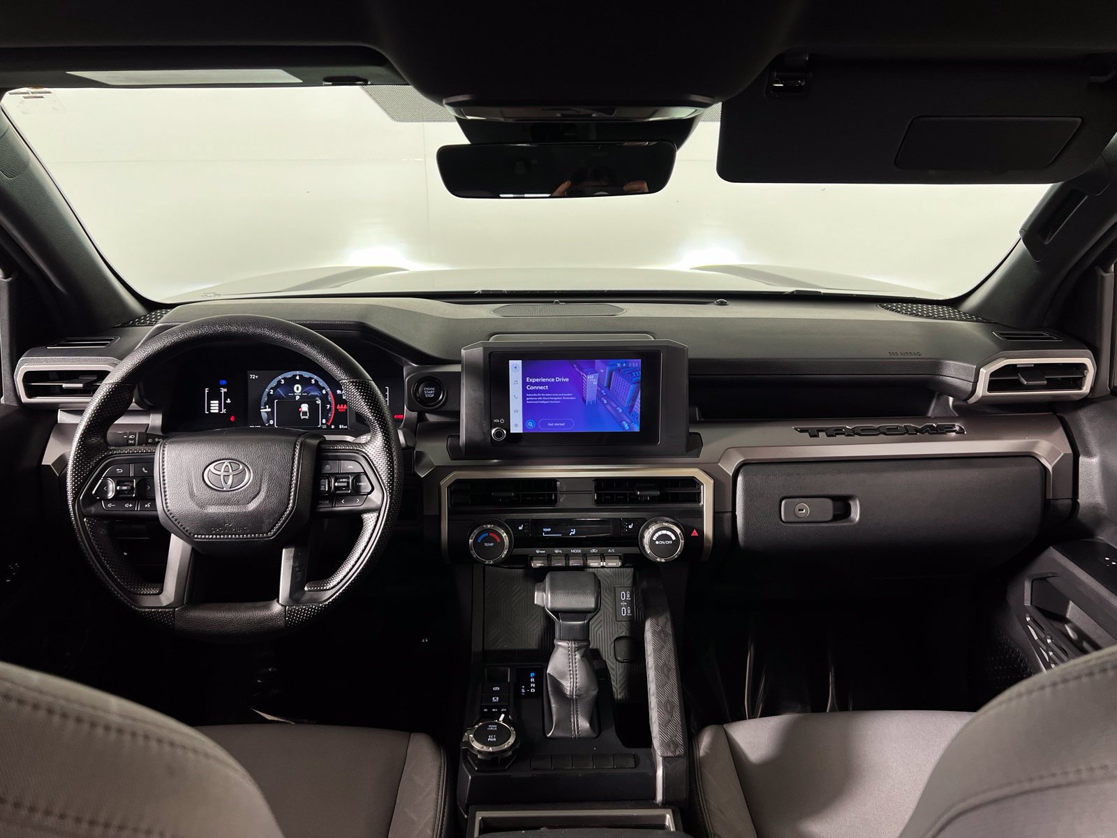 Certified 2025 Toyota Tacoma SR5 AWD/4WD image 23